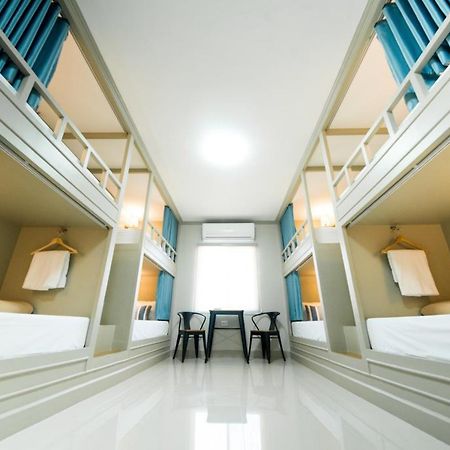 The Partridge Guesthouse Cebu Bagian luar foto