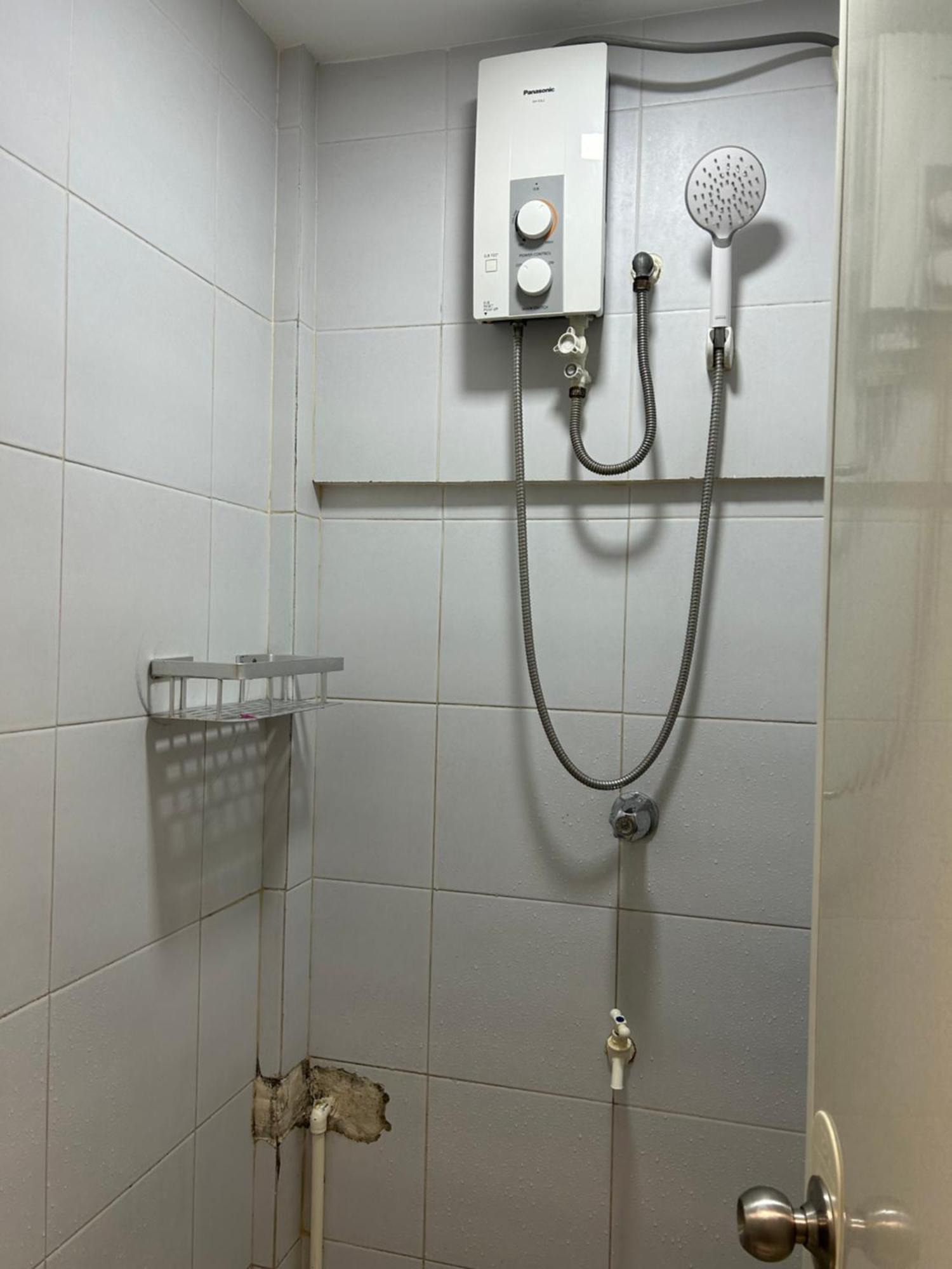 The Partridge Guesthouse Cebu Bagian luar foto