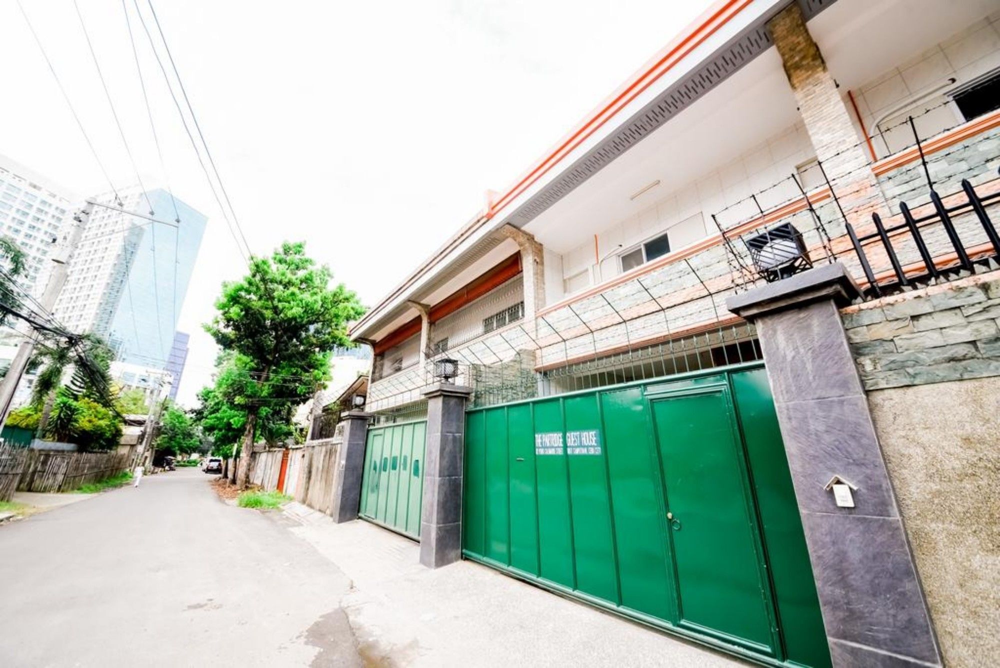 The Partridge Guesthouse Cebu Bagian luar foto